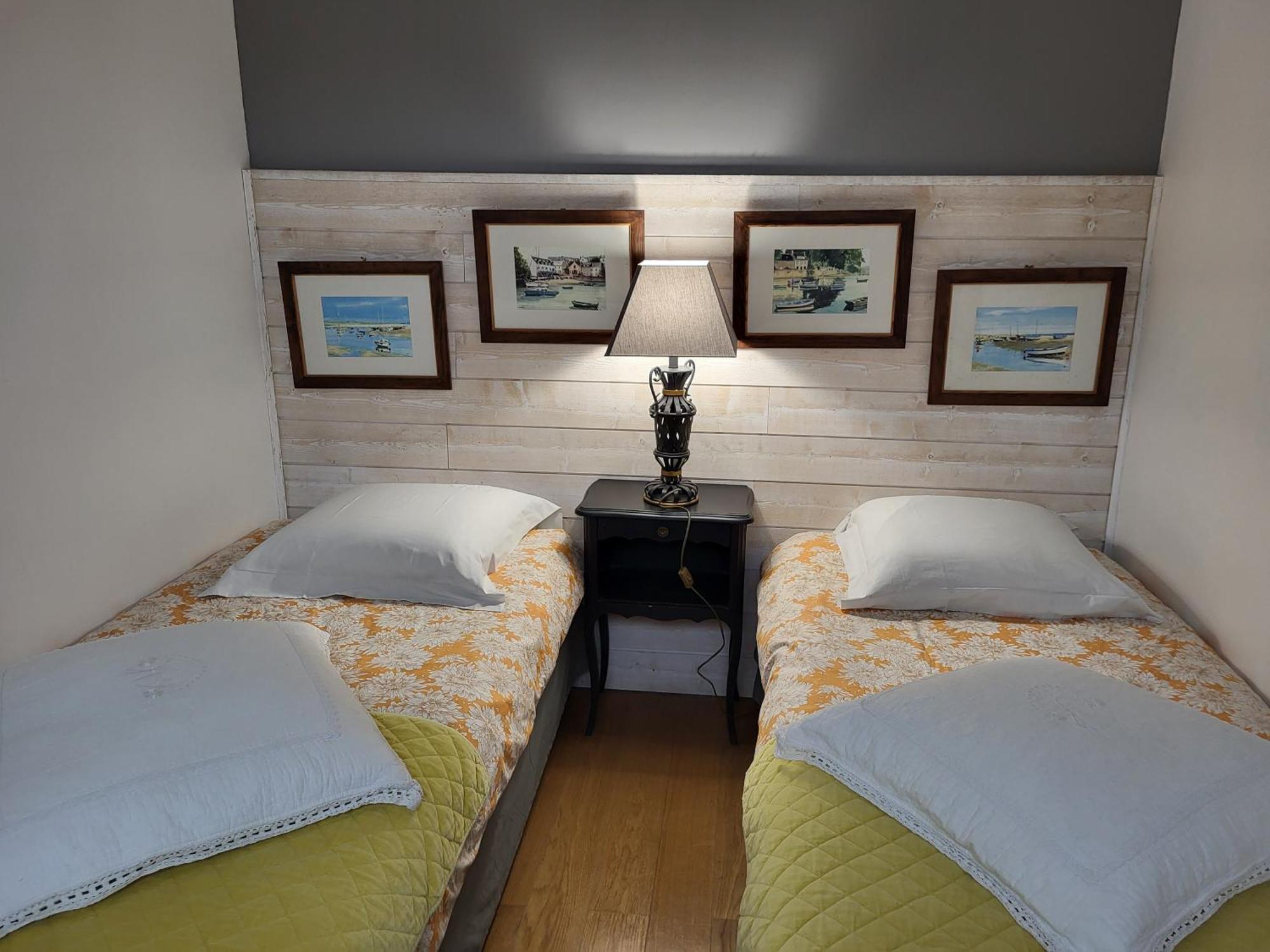 Les Glycines Bed & Breakfast Ury Eksteriør bilde